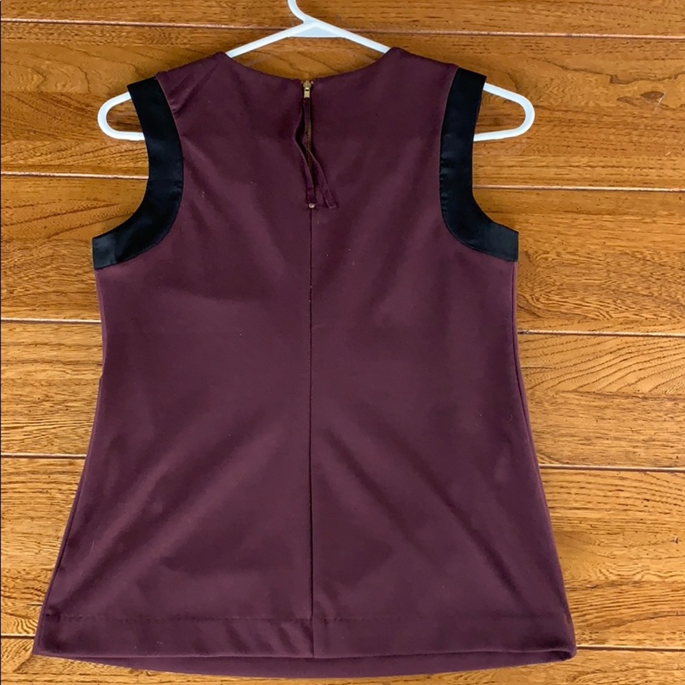 Worn Once! Sleeveless Shell - Picture 4 of 5